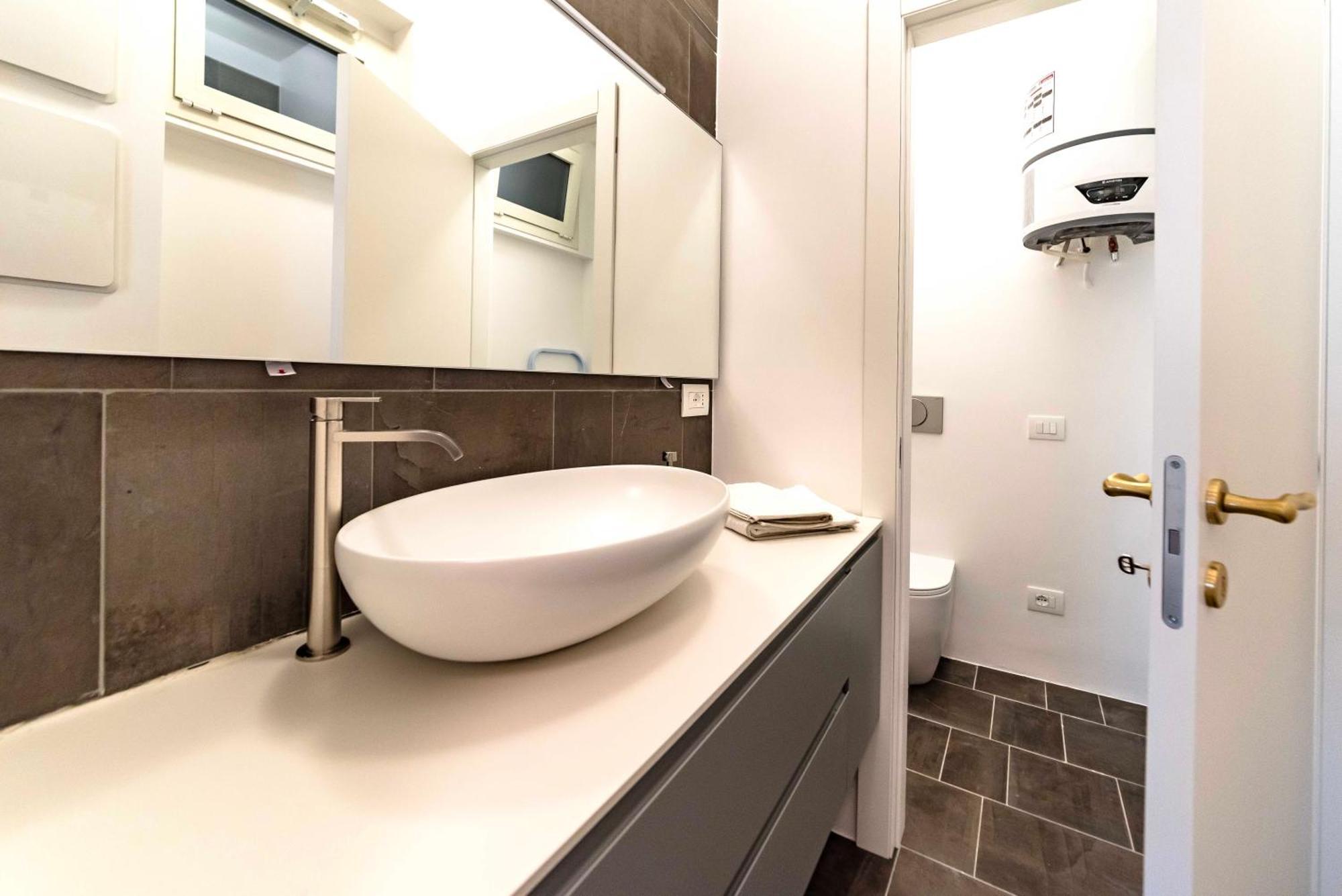 Dream Suites Milano San Babila Bagian luar foto