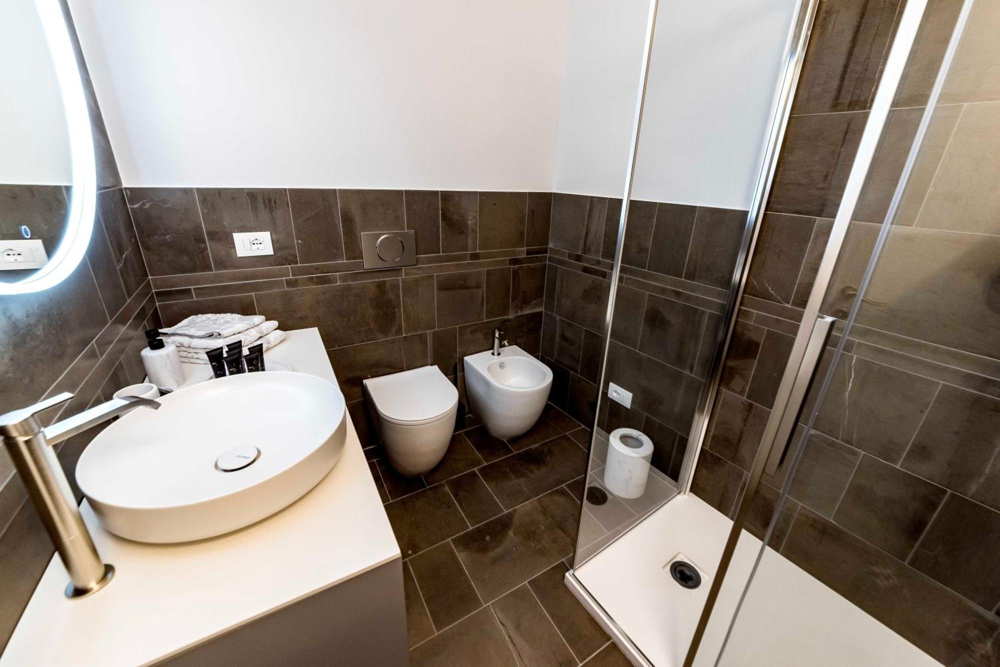 Dream Suites Milano San Babila Bagian luar foto